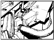 5.10a Radiator and cooling fan shroud upper mountings