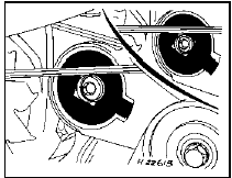 21.12d Alternator/coolant pump drivebelt tensioner indicator position - 2.0