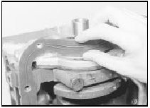 27.7 Ensure that the gasket locates correctly on the oil pump housing - 1.8