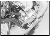 6.5 Withdrawing the fuel pressure regulator