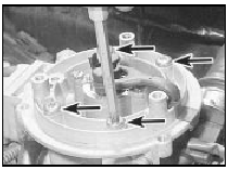 19.9 CFI unit securing bolts (arrowed) - 1.6 litre CVH