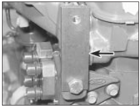 11.59 Lifting eye (arrowed) bolted to righthand mounting position on cylinder