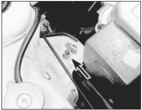 11.29a Rear right-hand engine mounting attachment (arrowed) at side member .
