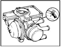 11.9 Alignment marks on choke unit and bi-metal housing Ford VV carburettor