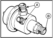 13.6 KE-Jetronic fuel pressure regulator pipe connections