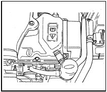 6.24a Early type crankcase ventilation system - 1.6 EFI engine