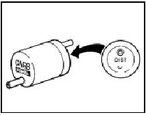 7.8 Fuel trap marked for direction of fitting