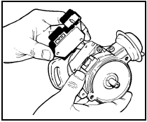 6.3b Removing the electronic amplifier module - later type Lucas distributor