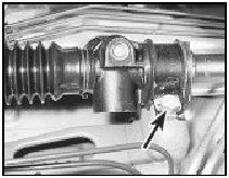 26.6a Steering gear-to-bulkhead mounting retaining bolt and locktab (arrowed)