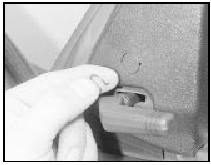 19.5a Remote control mirror handle circlip